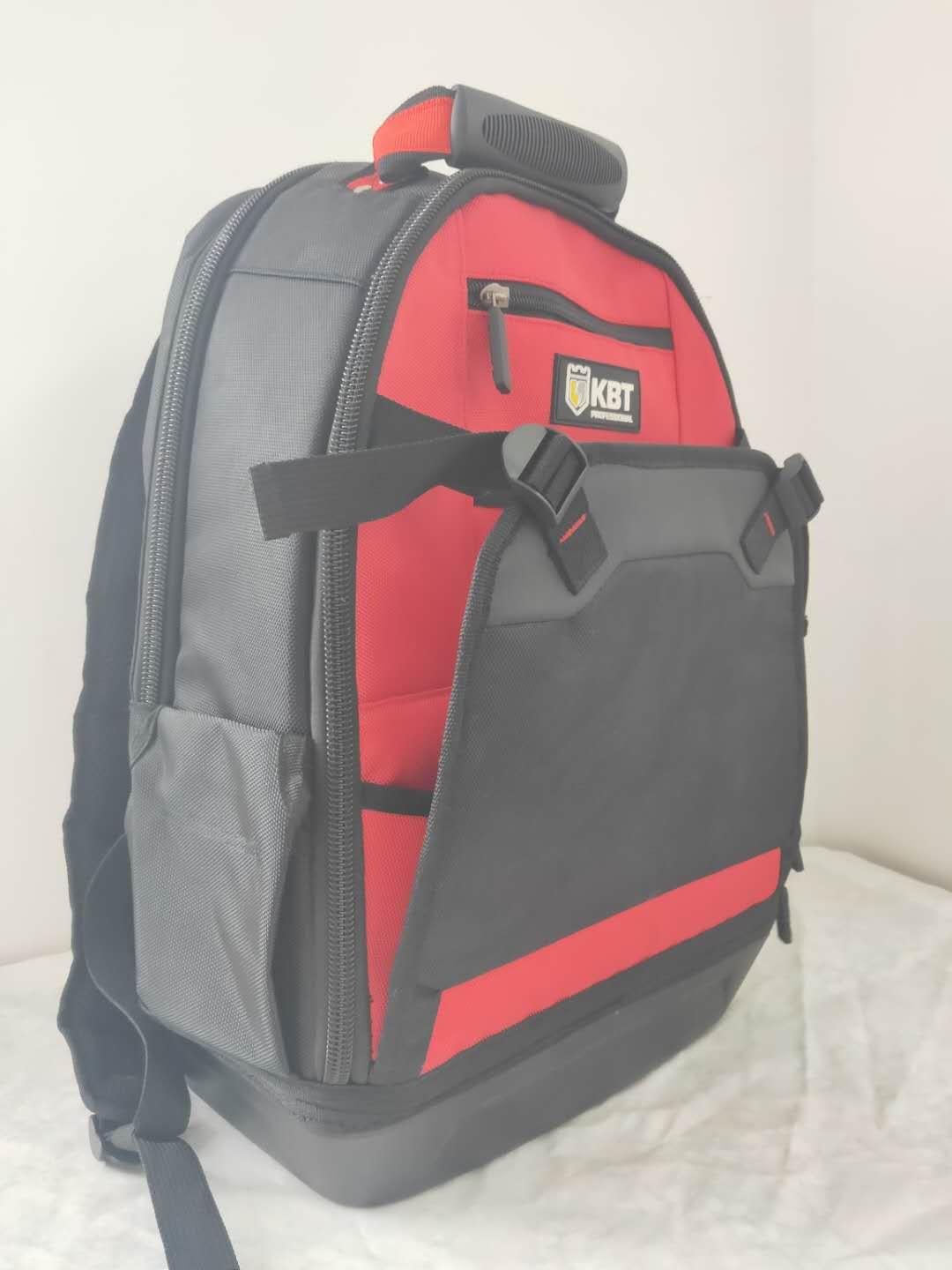 Backpack with Eva panel; hard sides with Eva. Size: 40x30x15 cm